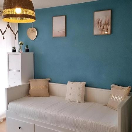 Studio cabine refait à neuf à 3 minutes à pied de la plage Le Grau-du-Roi Exterior foto