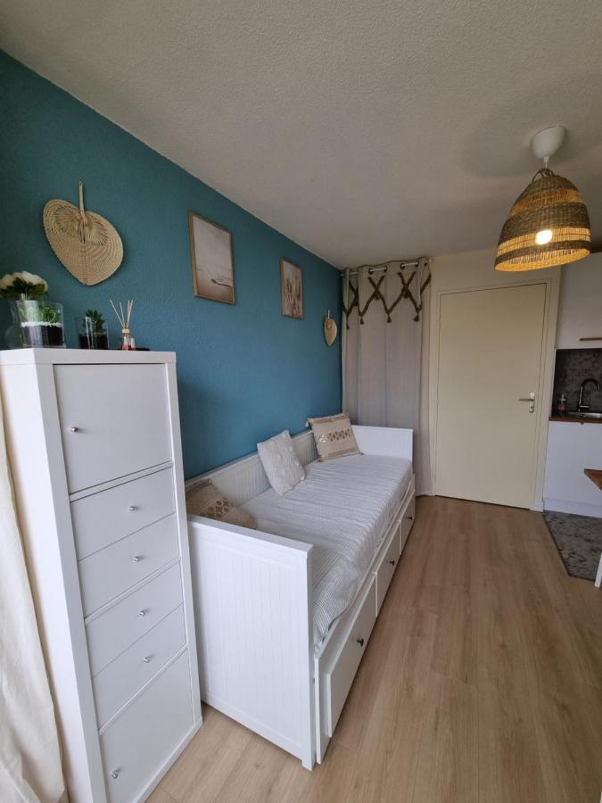 Studio cabine refait à neuf à 3 minutes à pied de la plage Le Grau-du-Roi Exterior foto